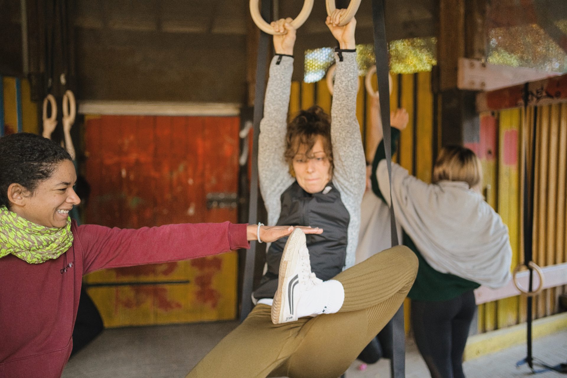 Training an den Ringen — School of Movement Hamburg