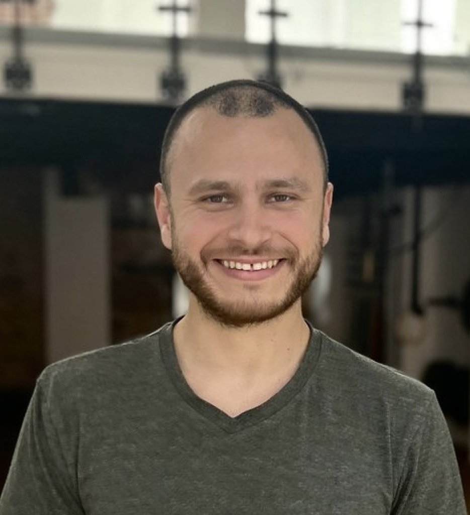 Eren — Lehrer Handstand & Partner Movement